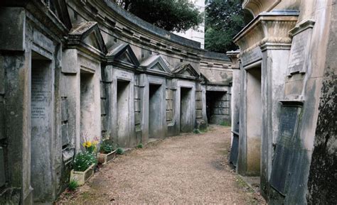 The Highgate Vampire: A Sinister Tale from London's Shadowy Past